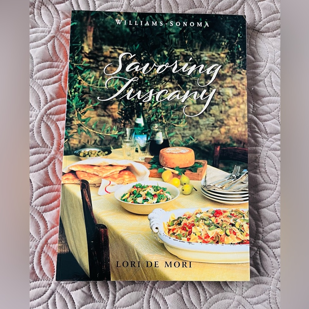 Savoring Tuscany Williams Sonoma book.❣️